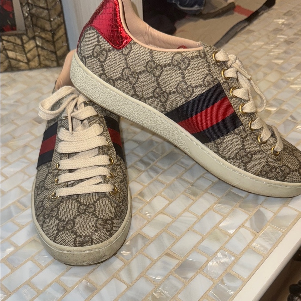 Gucci Cream and Red Sneakers with Signature Style